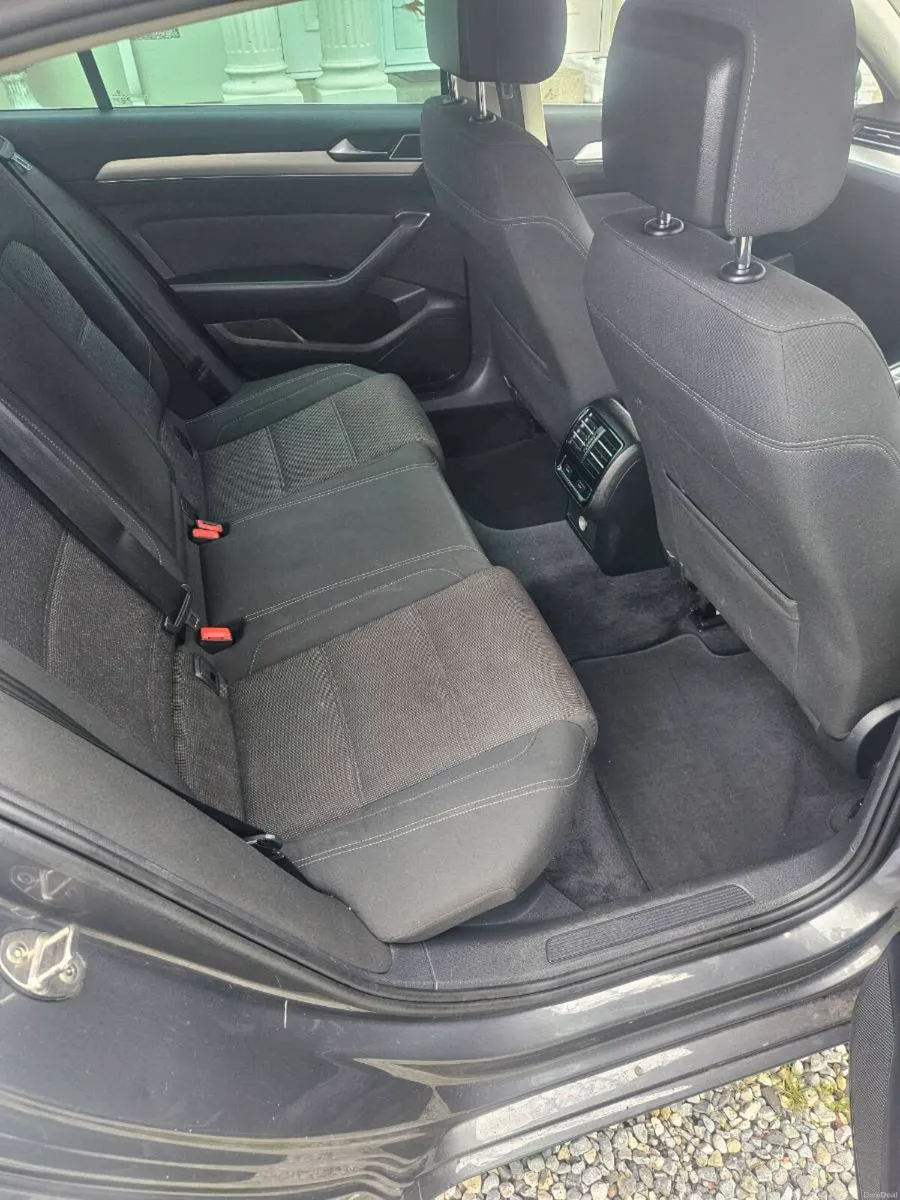 2016 VW PASSAT - Image 5