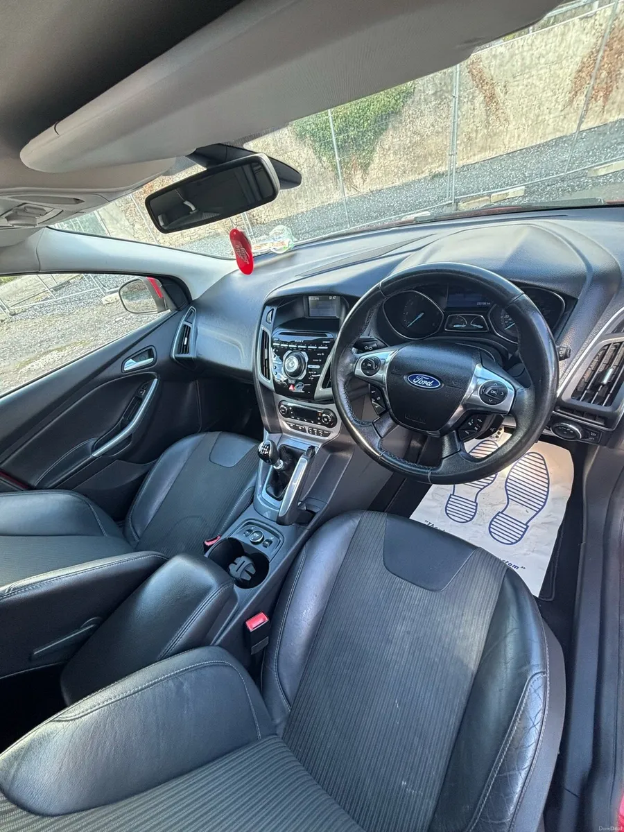 Ford focus - Image 6