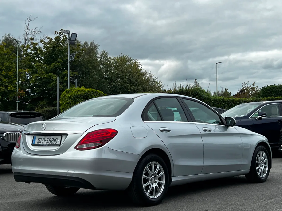 Mercedes-Benz C-Class C220 D SE *LOW MKS* - Image 5