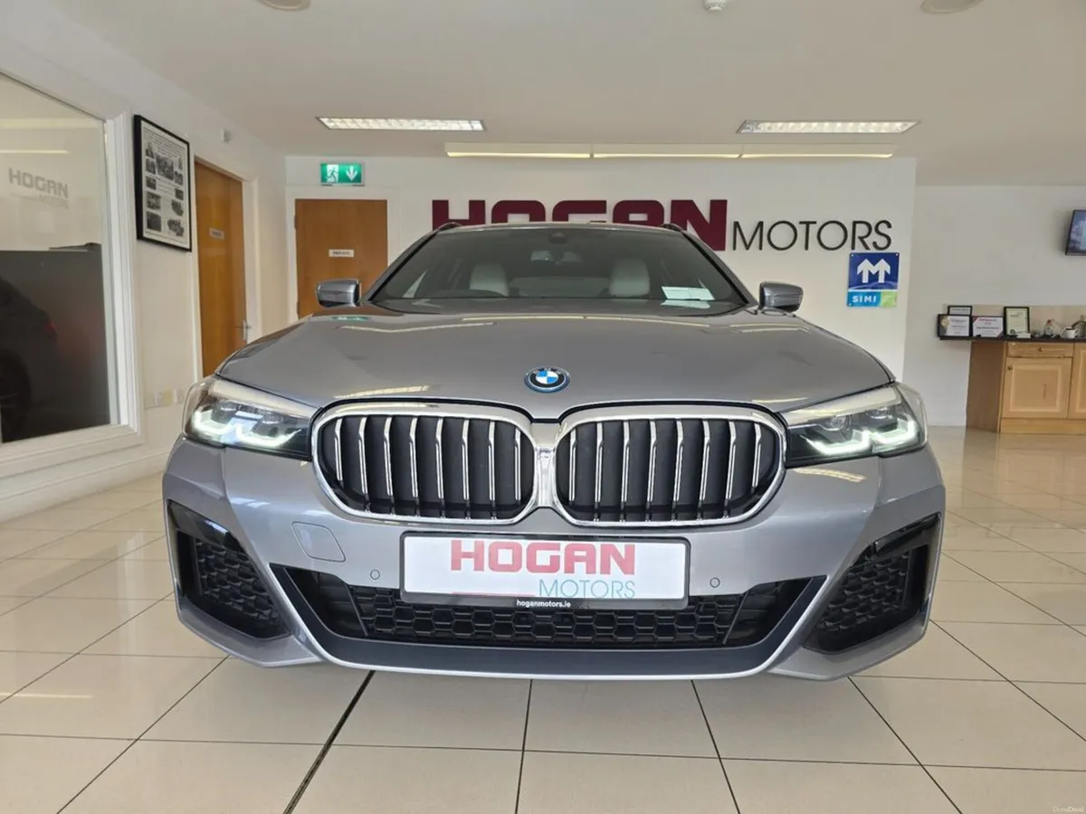 BMW 5-Series 530E M SPORT Touring PHEV Automatic - Image 2