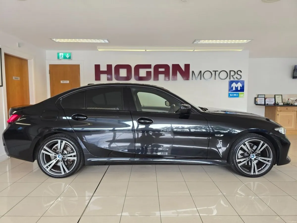 BMW 3-Series 330e M Sport PHEV Automatic Saloon - Image 3
