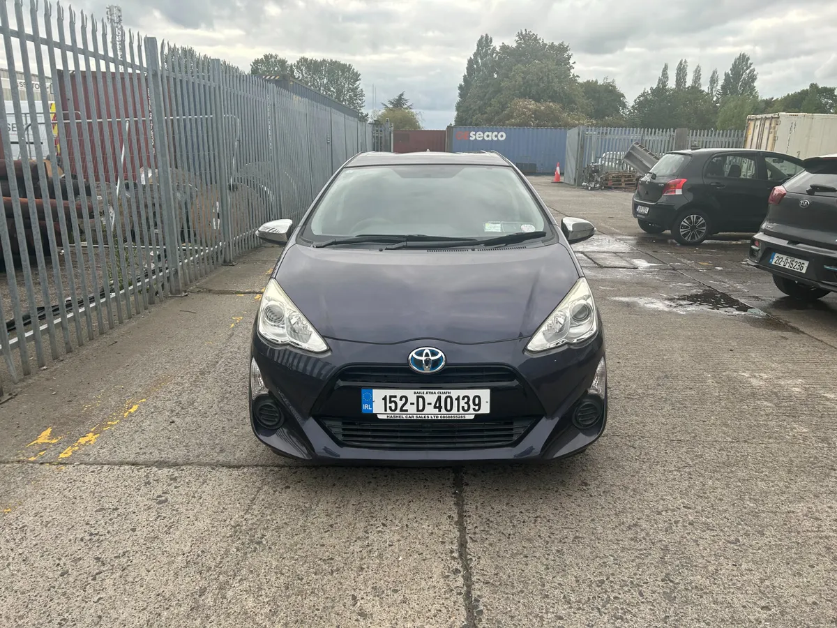2015 Toyota Aqua - Image 1