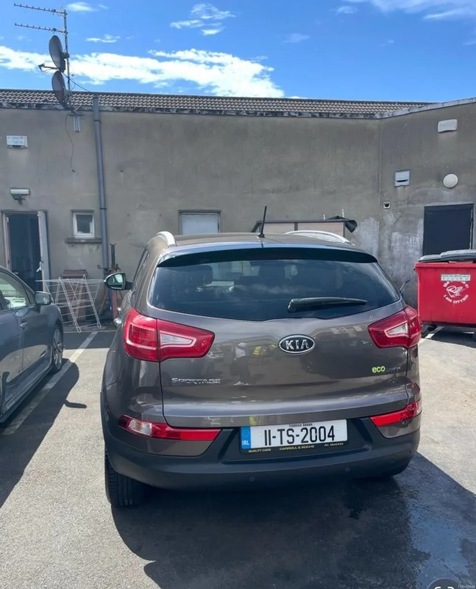 2011 Kia Sportage - Image 2