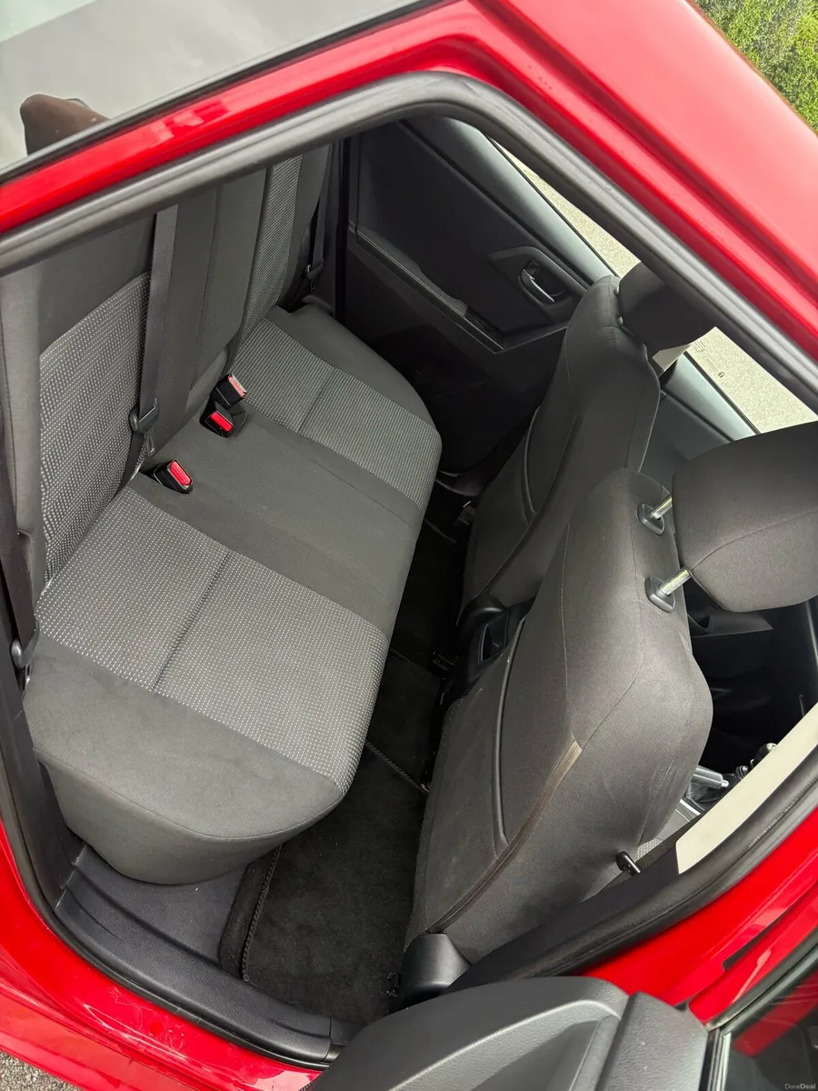 Toyota Auris 1.4 D4D - Image 5