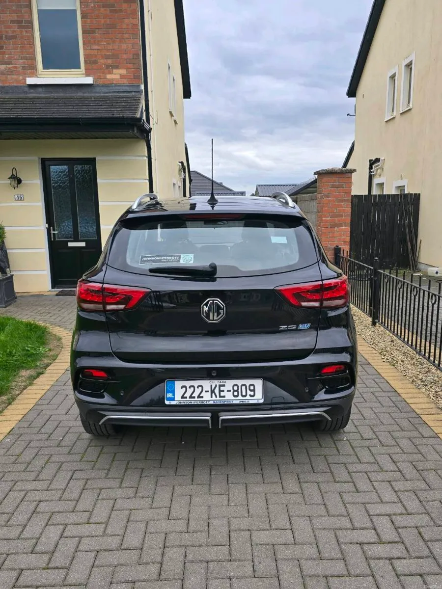 Mg ZS EV 72kwh Long Range Exclusive spec - Image 2