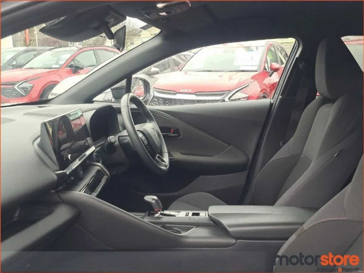 Toyota C-HR 1.8 HYBRID SPORT - Image 3