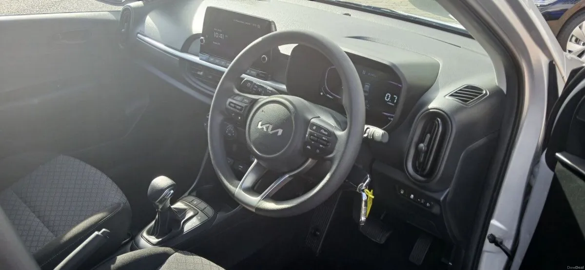 Kia Picanto 1.0 PE Petrol **AUTOMATIC, BLUETOOTH, - Image 5