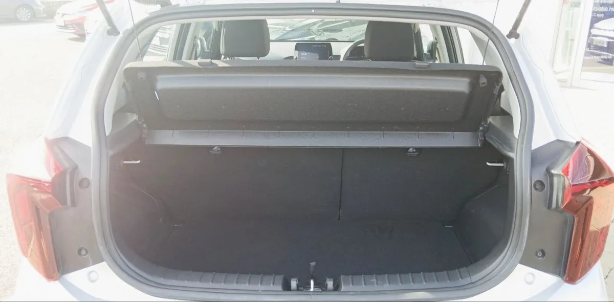 Kia Picanto 1.0 PE Petrol **AUTOMATIC, BLUETOOTH, - Image 6