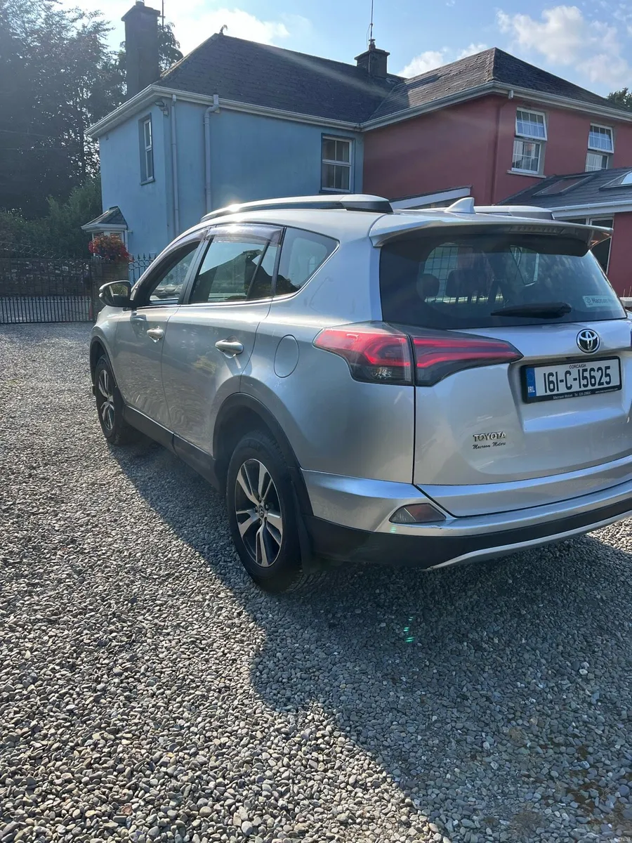 Toyota Rav 4 - Image 3
