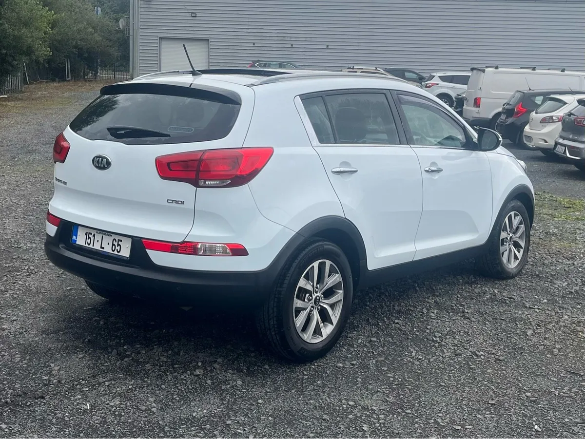 2015 Kia Sportage Pan Roof new nct €4650 - Image 3
