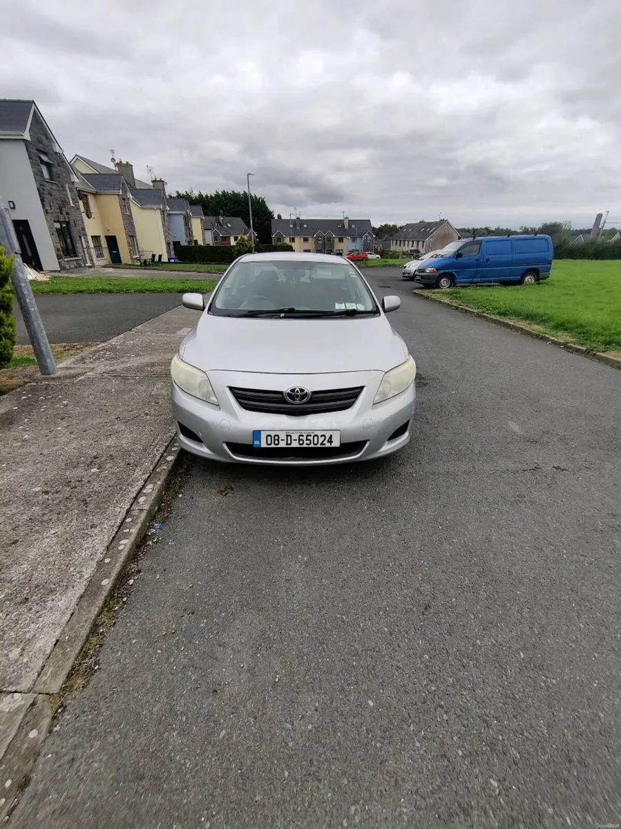 Toyota Corolla - Image 2