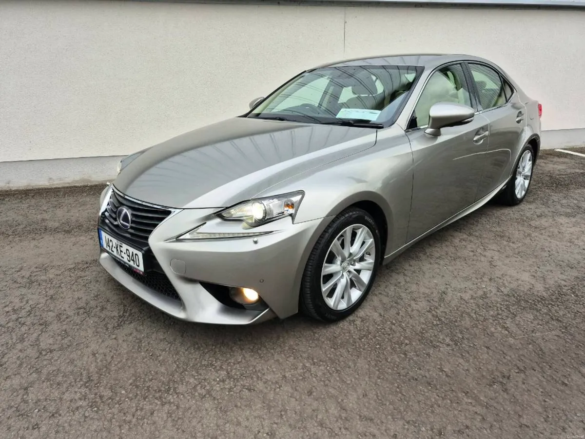 LEXUS IS300H**ONLY 50,000mls**LIKE NEW** - Image 1