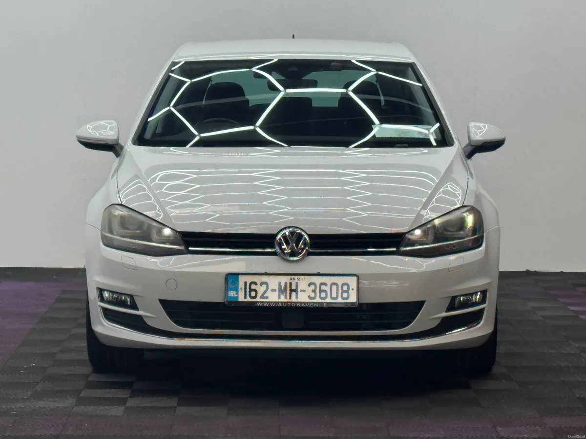 2016 Volkswagen Golf 1.4TSI Highline, Automatic - Image 2