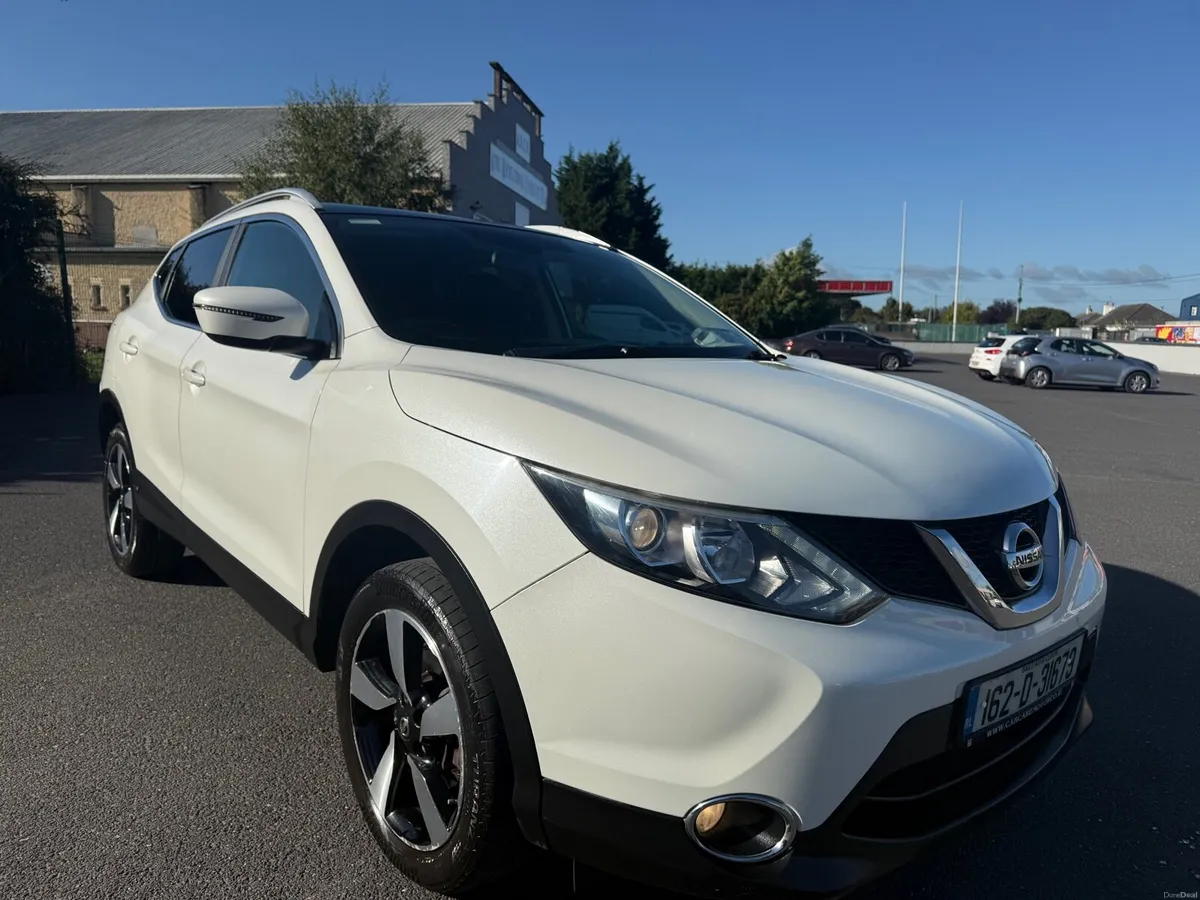 ONLY 73000mil Diesel New NCT WHITE PERL QUASQAI - Image 1