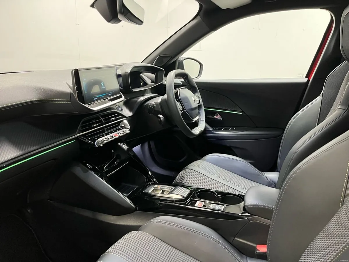 Peugeot 2008 GT EV 50kWh 136BHP - Reversing Camera - Image 6