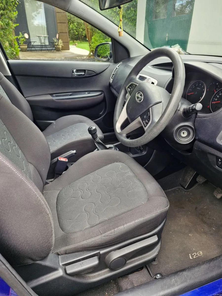 Hyundai i20 2011 - Image 4