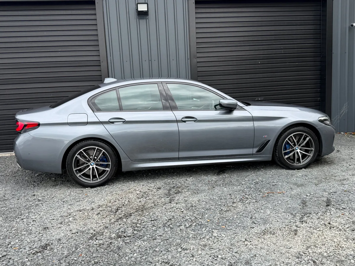 211 Bmw 530e M-Sport - Image 5