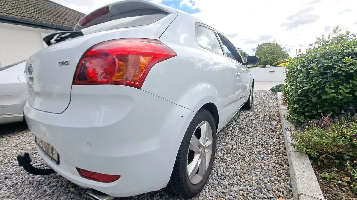 Kia Ceed 2012 - Image 4