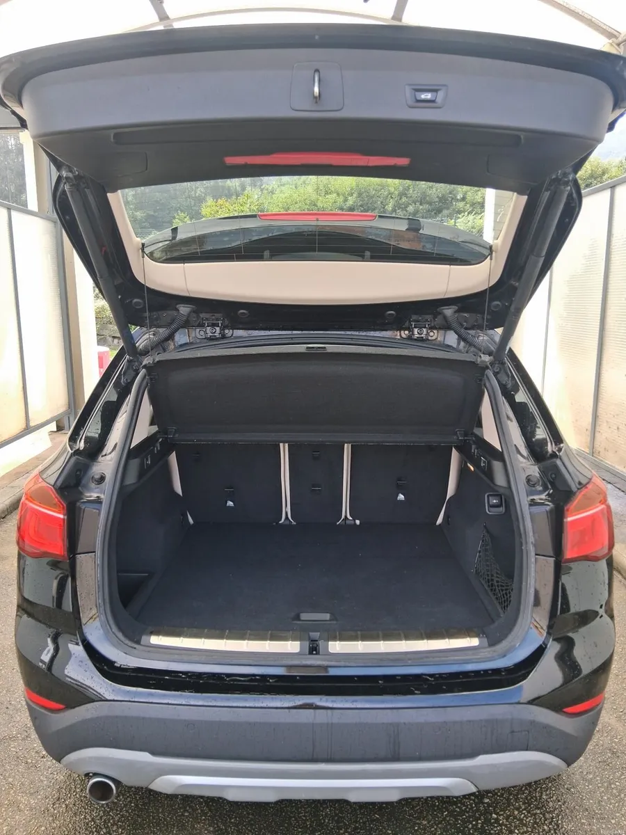 BMW X1 XLINE 181D - Image 4