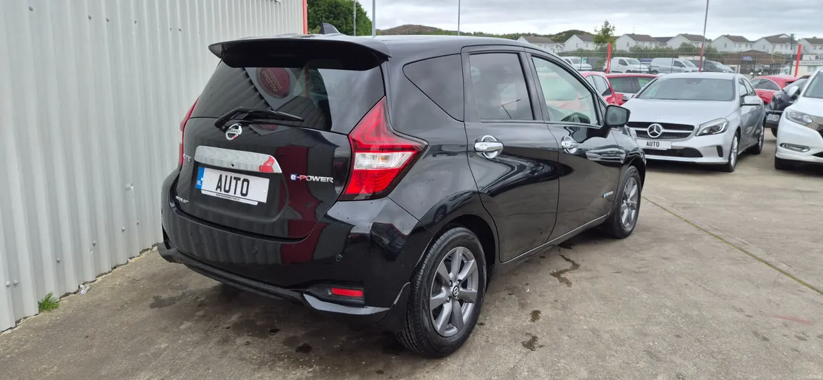 Nissan Note auto hybrid/petrol medalist 1.2e-power - Image 6