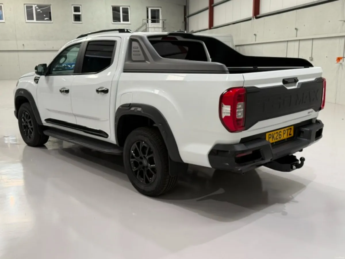 2026 MAXUS T60 BI-TURBO 4WD DOUBLE CAB 4 DR PICKUP - Image 5