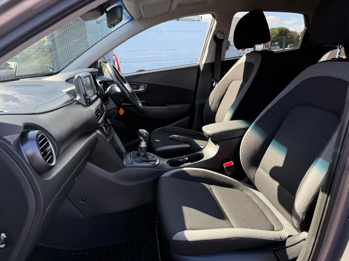 2018 Hyundai KONA 1.0L Executive 5dr - Image 5