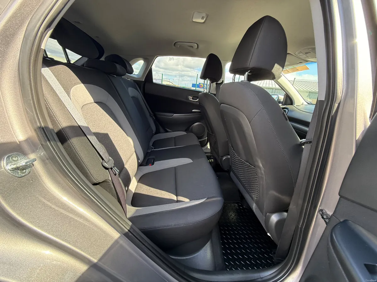 2018 Hyundai KONA 1.0L Executive 5dr - Image 6