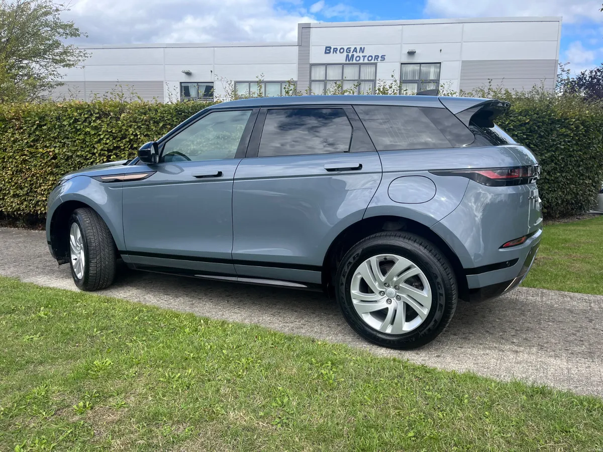 Land Rover R/Rover Evoque 2022 PHEV AWD - Image 6
