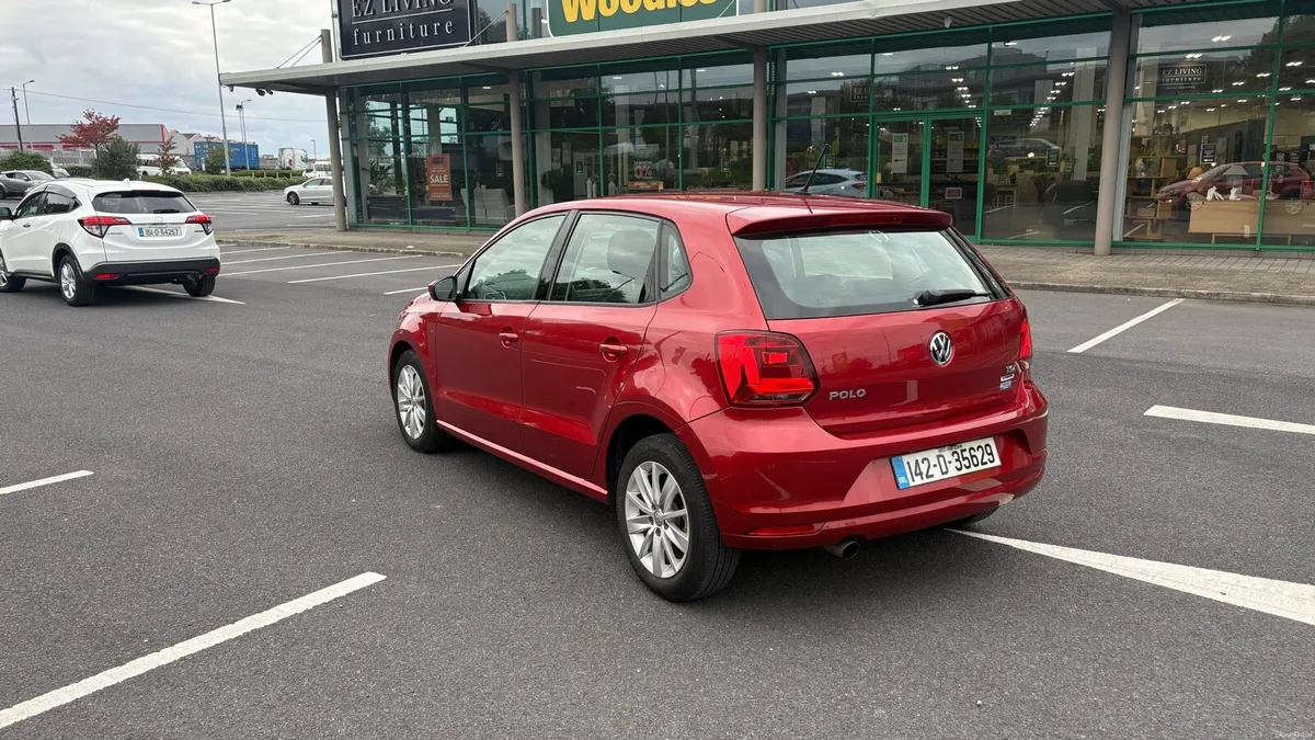 Volkswagen polo - Image 4