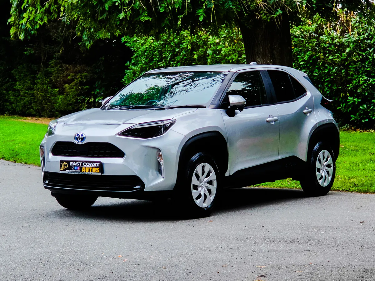2021 Toyota Yaris Cross 1.5 Petrol Hybrid Auto - Image 4