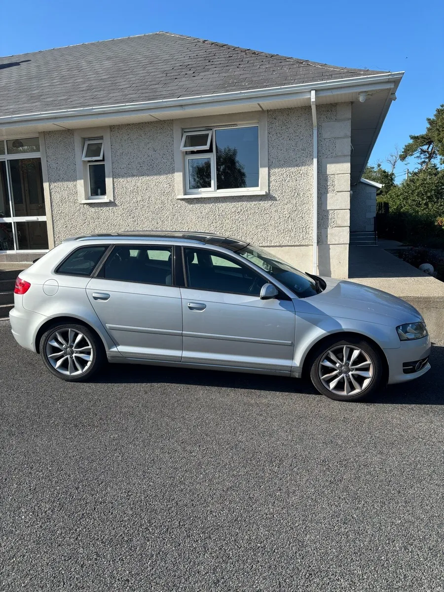 Audi A3 1.6 TDI Sport extremely low mileage - Image 2