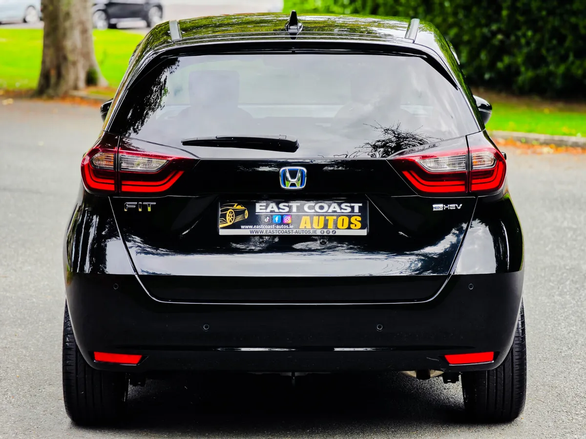 2021 Honda Fit 1.5 Petrol Hybrid Automatic - Image 5
