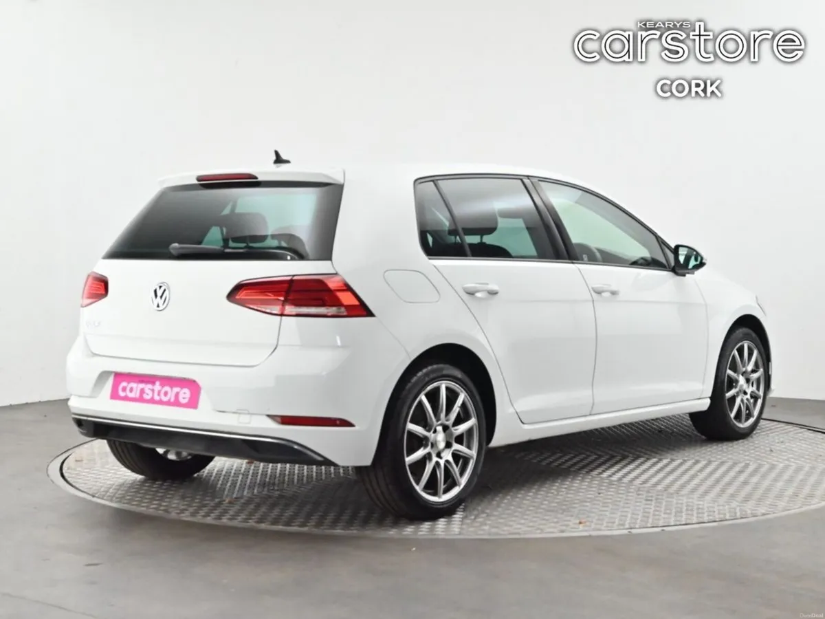 Volkswagen Golf 1.2 TSI COMFORT LINE TECH EDITION - Image 5