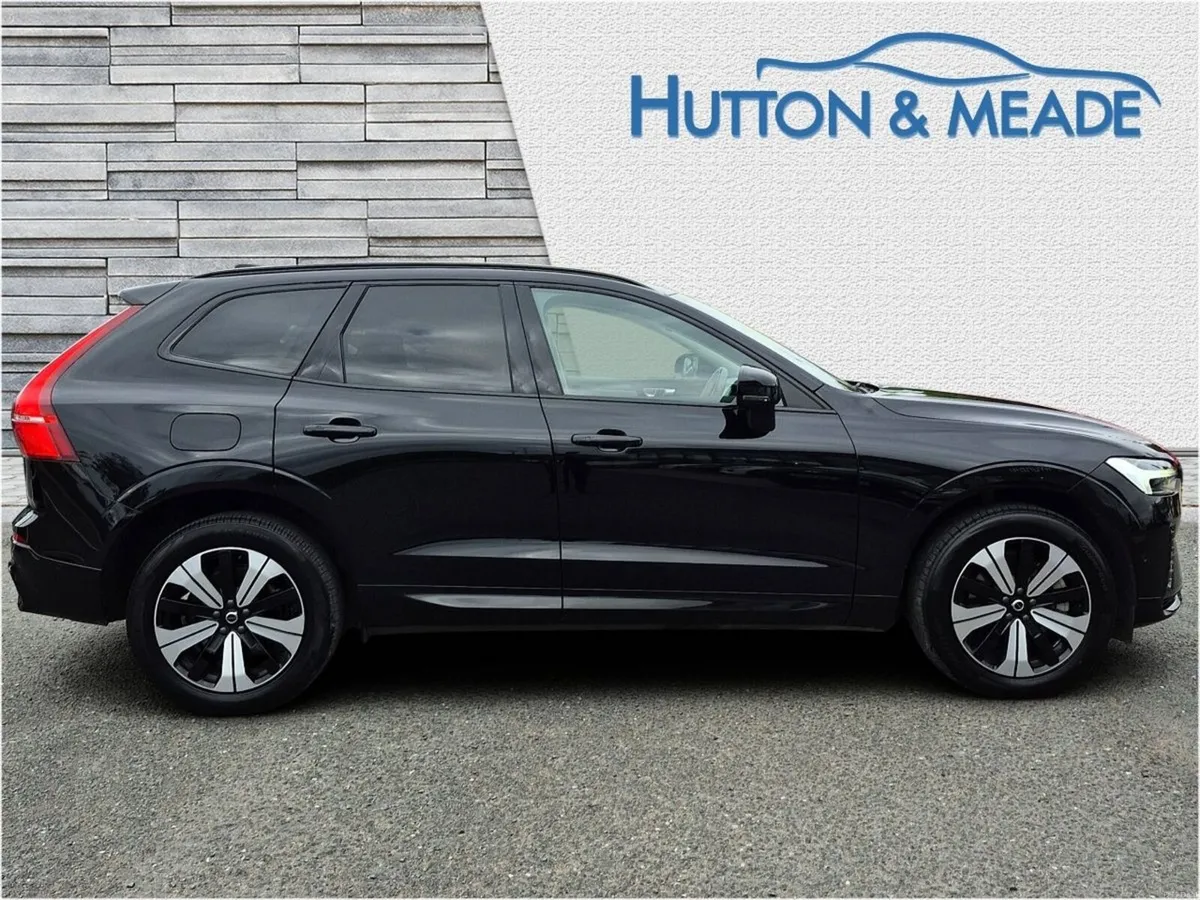 Volvo XC60 T6 Plus Dark PHEV 2.0 Petrol 5dr - Image 6