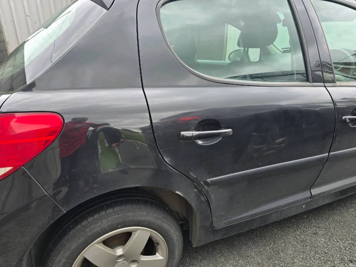 Peugeot 207 - Image 5