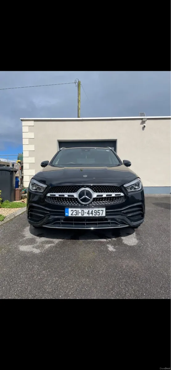 MERCEDES-BENZ GLA 250 AMG LINE EXECUTIVE E - Image 2