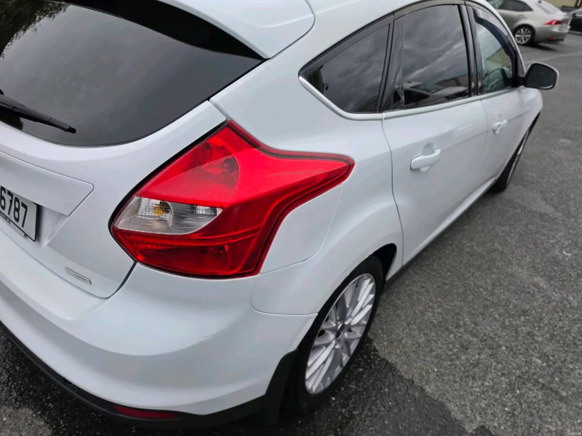 Ford focus 1.0L 5door hatchback - Image 3