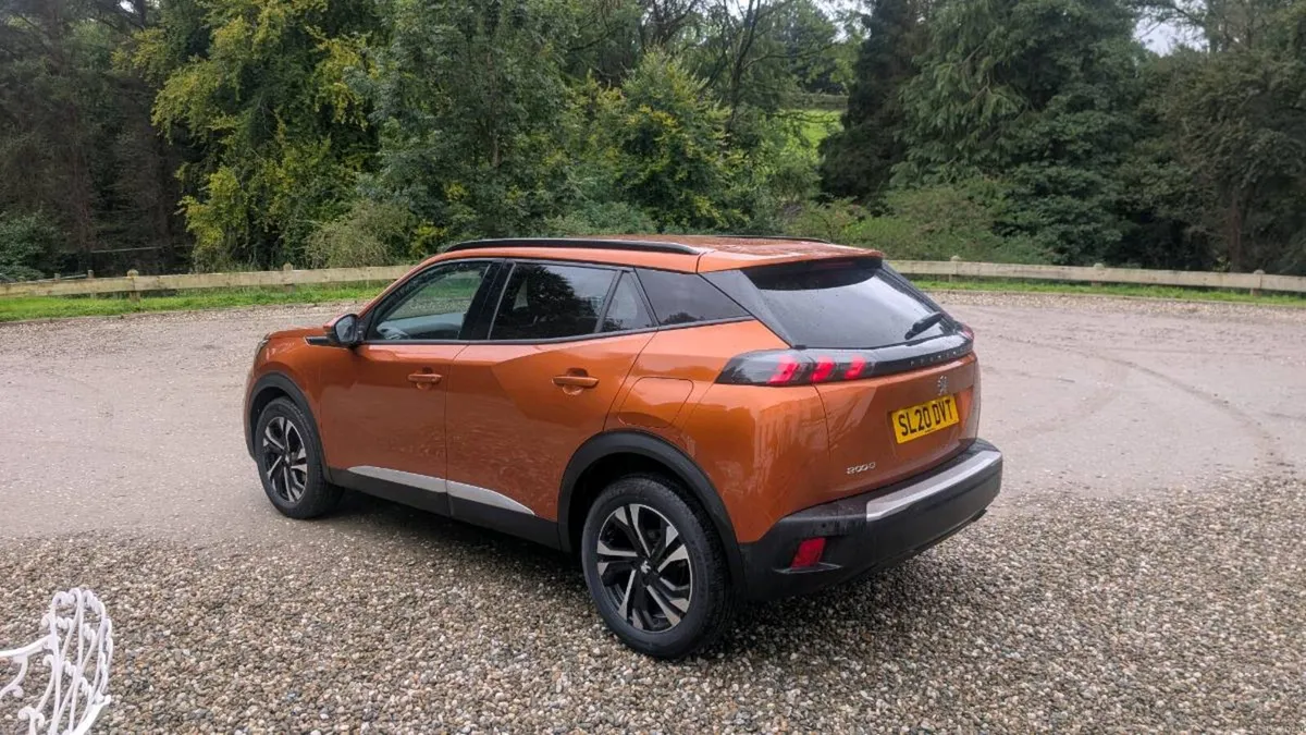 2020 Peugeot 2008 allure - Image 4