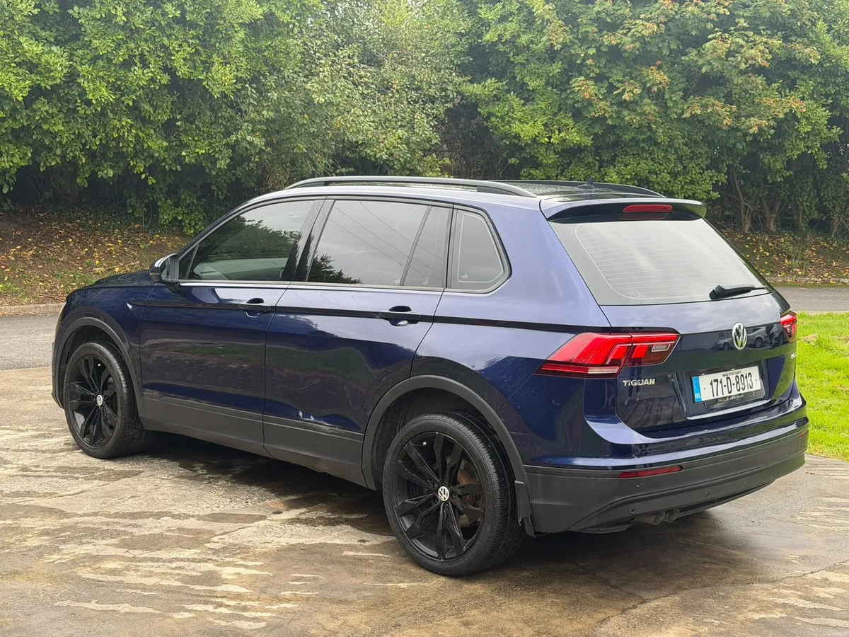 Volkswagen Tiguan - Image 5