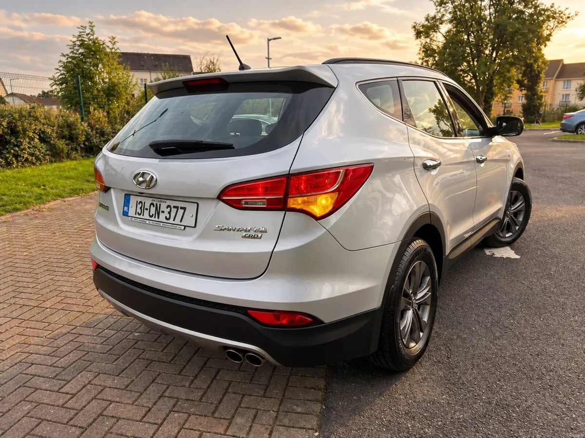 Hyundai Santa Fe 2.2 D NCT 03.27. 7 Seater - Image 4