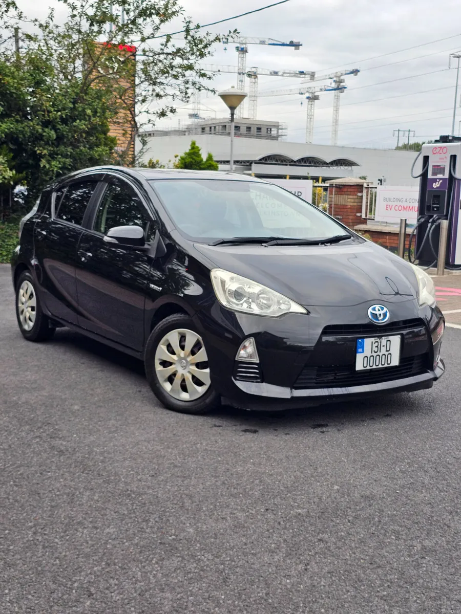 Toyota Aqua 2013 Automatic - Image 3