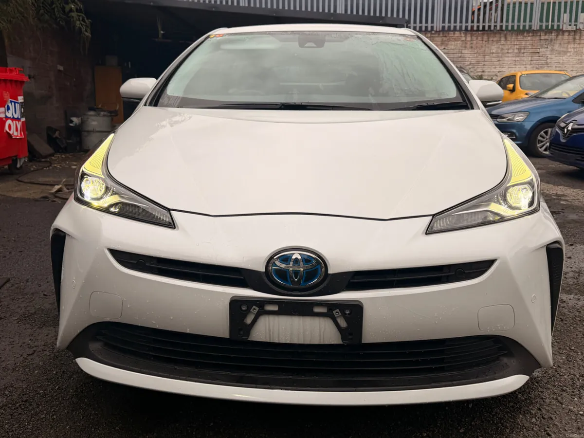 Toyota Prius 2022 self charging hybrid - Image 2
