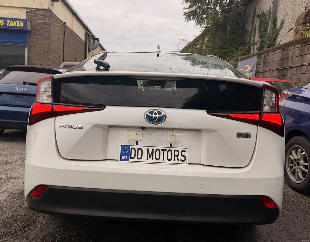 Toyota Prius 2022 self charging hybrid - Image 6