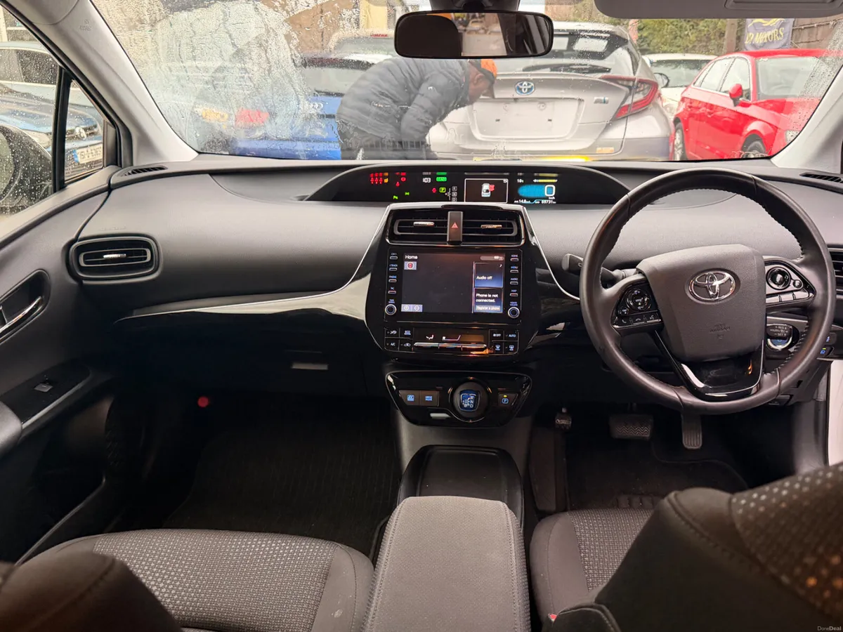Toyota Prius 2022 self charging hybrid - Image 5