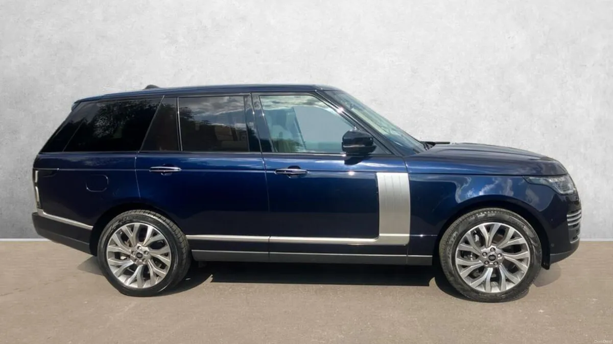 182 Land Rover Range Rover - Image 4