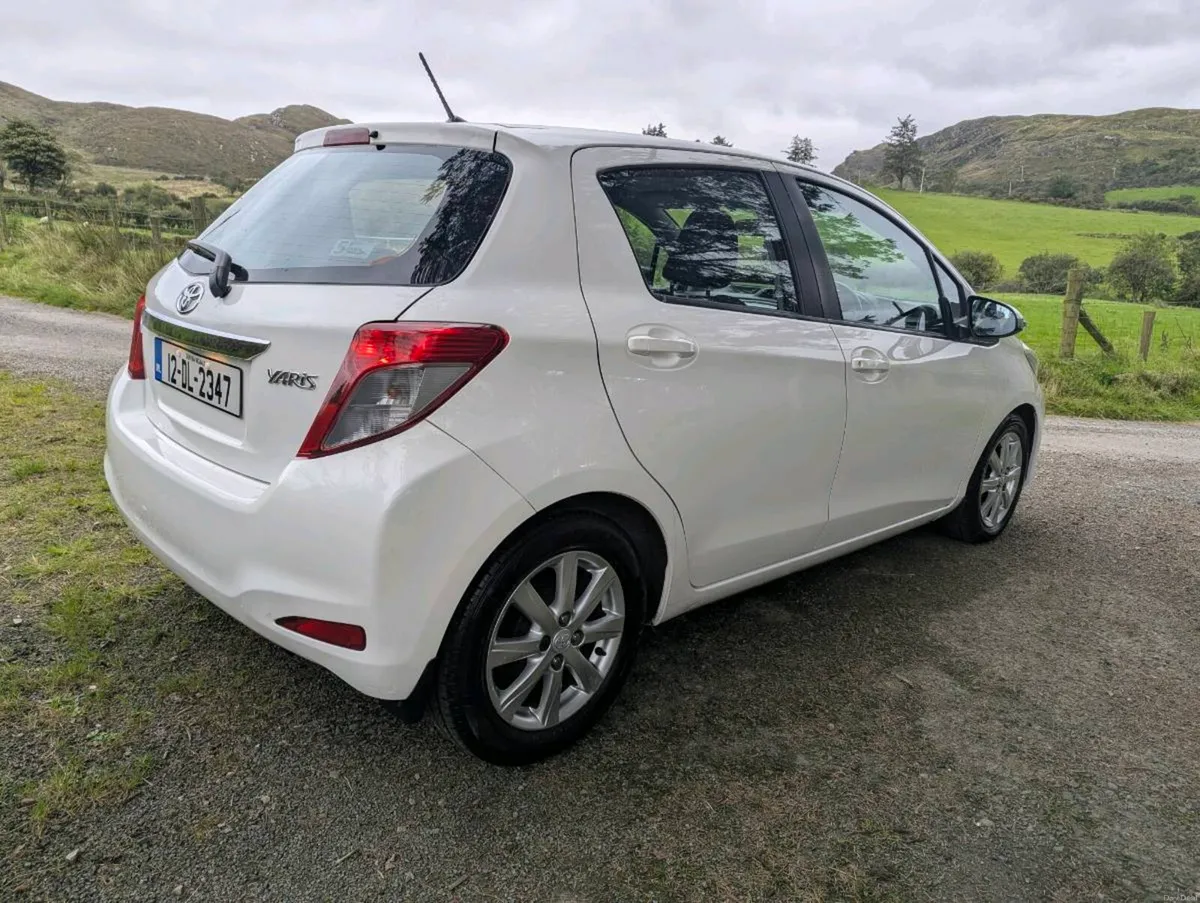 Toyota Yaris - Image 3