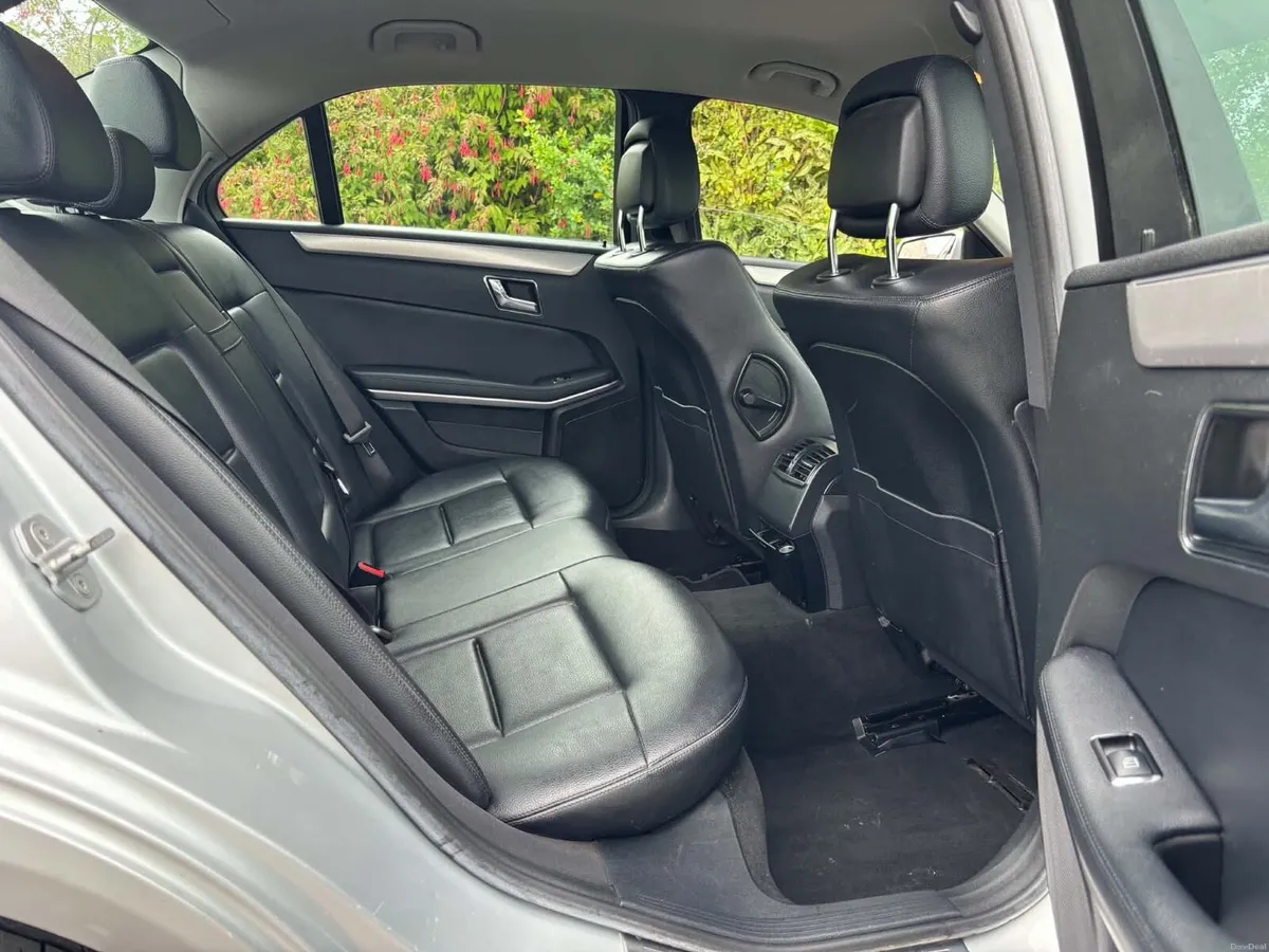 MERCEDES E200 AUTO (NEW NCT 09/27 ) - Image 6