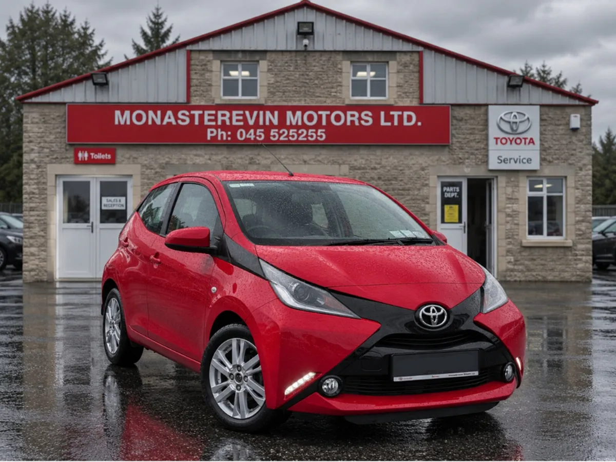 Toyota Aygo *ORIGINAL IRISH CAR*  1.0 X-PLAY 4DR - Image 1