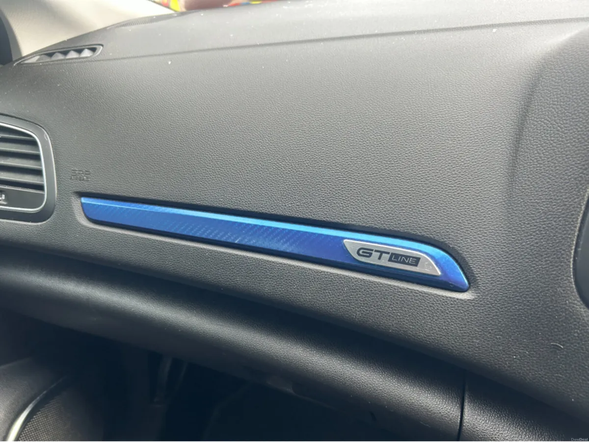 Renault Megane AUTOMATIC 96000KLMS////TOP OF THE R - Image 6