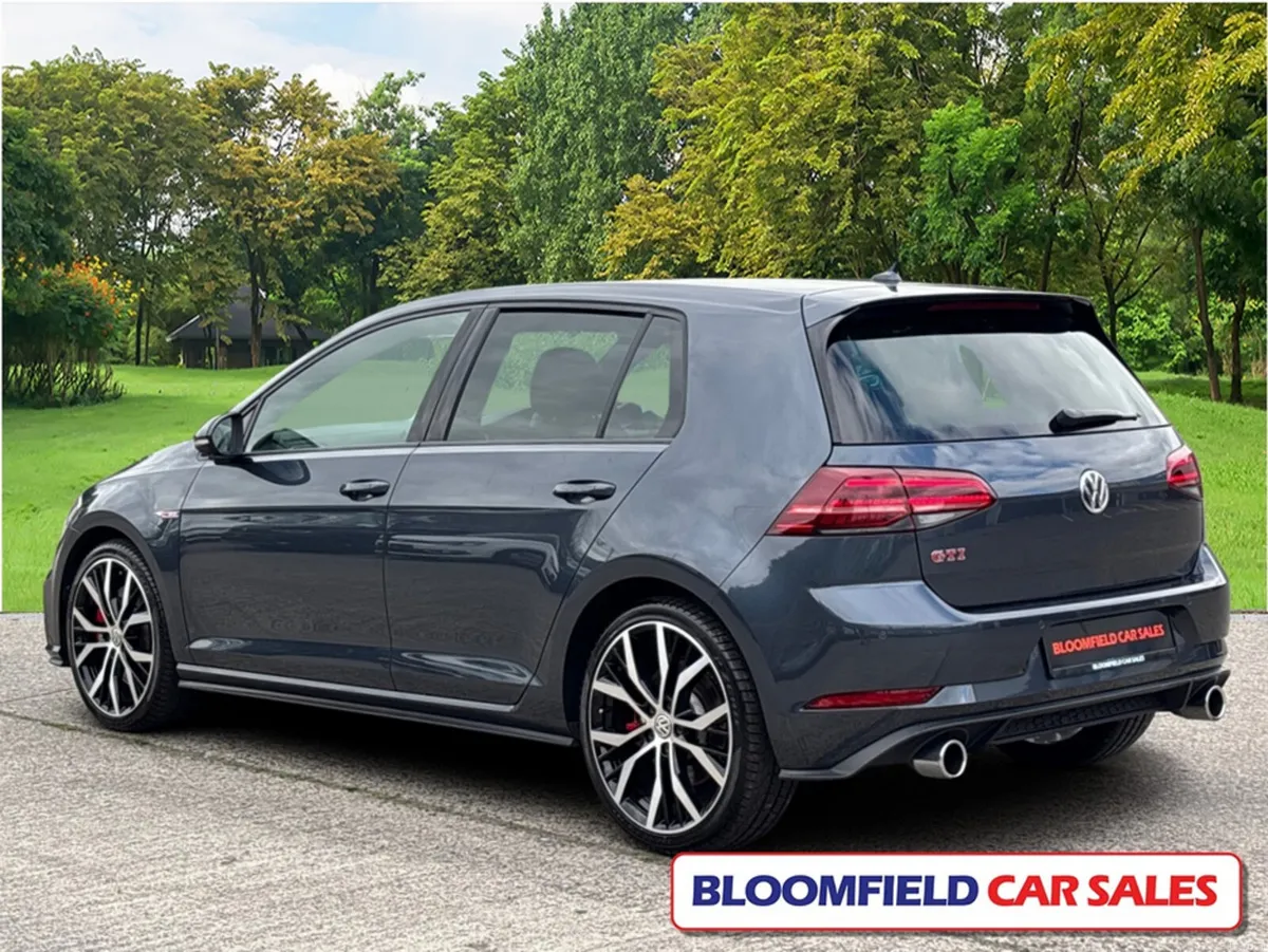 Volkswagen Golf 2.0 GTI , PERFORMANCE PACK // LOW - Image 5